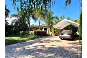 221 NE 15th St, Delray Beach, FL 33444, Sold 03/31/23