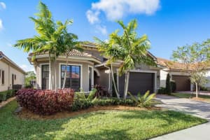 12090 Kalmar Cir S, Pompano Beach, FL 33076, Sold 05/10/23
