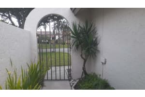 1140 NW 22nd Ave, Delray Beach, FL 33445, Sold 03/15/23