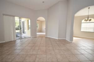 5434 Place Lake Dr, Fort Pierce, FL 34951, Sold 04/17/23