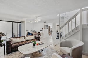 100 Sherwood Cir, Jupiter, FL 33458, Sold 05/31/23