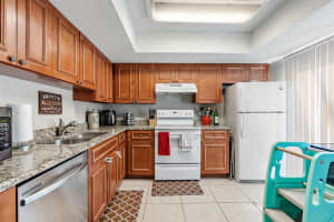 104  Sherwood Circle   1c, Jupiter, FL 33458 Sold 08/11/23