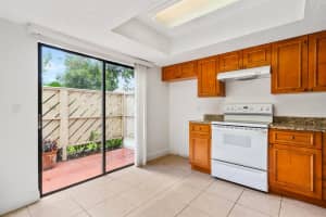 301 Lakewood Dr #8a, Jupiter, FL 33458, Sold 04/26/23