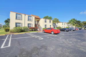 10 Willowbrook Ln APT 101, Delray Beach, FL 33446, Sold 07/10/23
