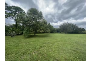 8403 S Elizabeth Ave, Palm Beach Gardens, FL 33418, Sold 04/28/23