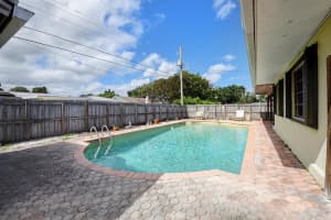 2819 SW 4th St, Boynton Beach, FL 33435, Sold 04/07/23