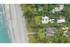 407 S Beach Rd, Hobe Sound, FL 33455, Sold 03/24/23