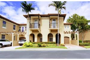 6890 Julia Gardens Dr #6890, Coconut Creek, FL 33073, Sold 04/17/23