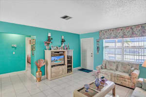 2748 Ponce De Leon Blvd, Delray Beach, FL 33445, Sold 04/27/23