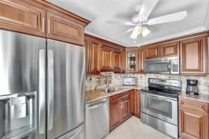 14 Colonial Club Dr APT 303, Boynton Beach, FL 33435, Sold 03/17/23