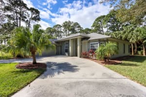 634 NE Dahoon Terrace, Jensen Beach, FL 34957, Sold 04/10/23