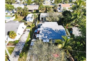 225 NE 10th St, Delray Beach, FL 33444, Sold 04/05/23