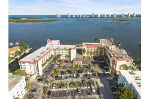 105 Paradise Harbour Blvd, North Palm Beach, FL 33408, Sold 04/27/23