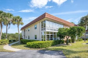 28 Vista Gardens tr APT 201, Vero Beach, FL 32962, Sold 07/11/23