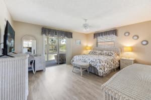 101 Spring Lake Dr APT 205, Vero Beach, FL 32962, Sold 07/05/23