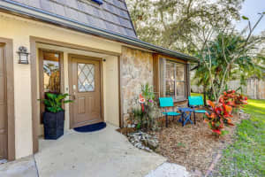 1048 Raintree Dr, Palm Beach Gardens, FL 33410, Sold 03/31/23