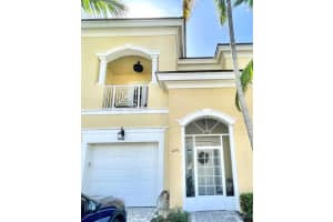 6191 NW Helmsdale Way, Port St. Lucie, FL 34983, Sold 05/10/23