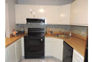 3530 Pine Tree Ct b 1, Greenacres, FL 33463, Sold 05/26/23