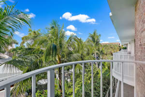 100 Worth Ave APT 421, Palm Beach, FL 33480, Sold 06/13/23