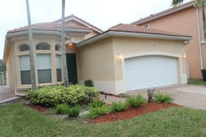 607 Gazetta Way, West Palm Beach, FL 33413, Sold 03/31/23