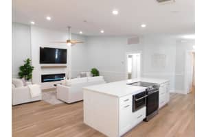 900 SW Tamarrow Pl, Stuart, FL 34997, Sold 03/31/23