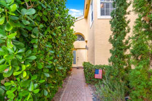 5093 Saturn Ring Ct, Greenacres, FL 33463, Sold 04/25/23