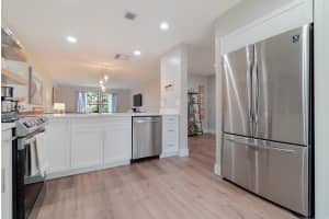 13033 Northshire Trail APT 21, Wellington, FL 33414, Sold 03/15/23