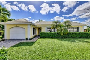 8 Acacia Villas, Boynton Beach, FL 33436, Sold 04/20/23