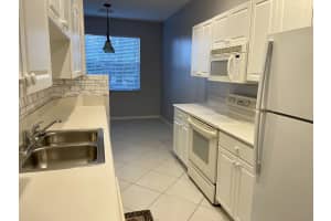 279 River Bluff Ln, Royal Palm Beach, FL 33411, Sold 04/27/23