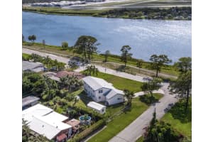 5606 Lake Osborne Dr, Lake Worth, FL 33461, Sold 05/17/23