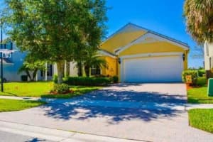 154 Berenger Walk, Royal Palm Beach, FL 33414, Sold 03/17/23