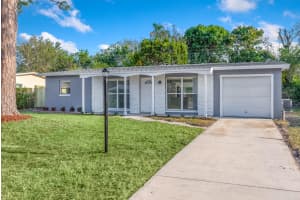2213 3rd Street Sw Vero Beach, FL 32962 Sold 06/28/23