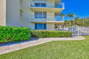 630 Ocean Dr APT 101, Juno Beach, FL 33408, Sold 05/05/23