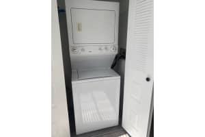 14 Willowbrook Ln, Delray Beach, FL 33446, Sold 04/28/23