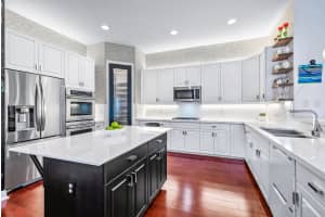 737 Sandy Point Ln, West Palm Beach, FL 33410, Sold 05/12/23