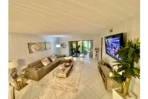 9681 Sills Dr E, Boynton Beach, FL 33437, Sold 03/31/23