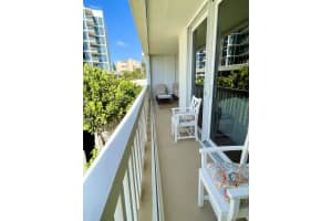 3570 S Ocean Blvd APT 204, South Palm Beach, FL 33480, Sold 04/21/23