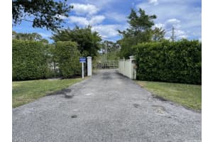 2900 Ave Au Soleil, Delray Beach, FL 33483 Sold 04/17/24