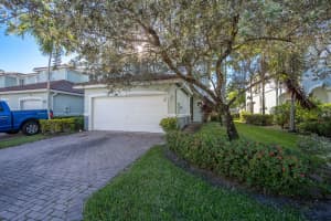 2036 Oakhurst Way, Riviera Beach, FL 33404, Sold 03/20/23