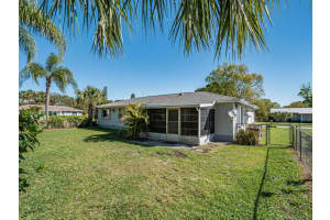 545 22nd Ave, Vero Beach, FL 32962, Sold 04/25/23