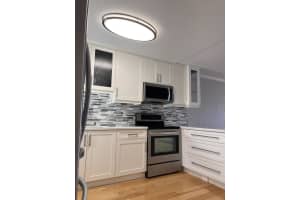 698 NE Spanish River Blvd #22, Boca Raton, FL 33431, Sold 05/26/23