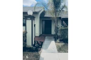 332 Pennington Ct, Royal Palm Beach, FL 33411, Sold 03/31/23