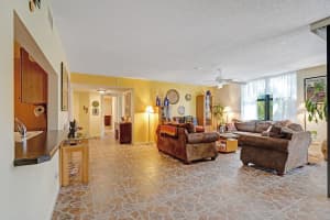 450 Egret Cir APT 9102, Delray Beach, FL 33444, Sold 08/25/23