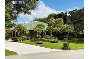 6820 E Cypresshead Dr, Parkland, FL 33067, Sold 04/27/23