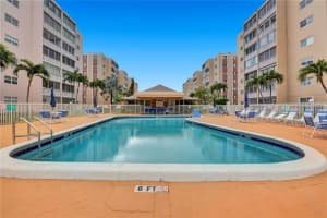 501 NE 14th Ave APT 201, Hallandale Beach, FL 33009, Sold 04/25/23