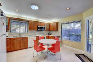 5125 Pine Dr, Boynton Beach, FL 33437, Sold 04/14/23