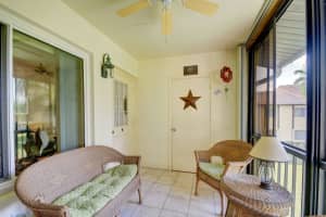 304 Pine Ridge Cir b 2, Greenacres, FL 33463, Sold 07/12/23