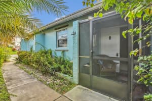 9075 Pine Springs Dr, Boca Raton, FL 33428, Sold 05/26/23