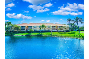 1533 SE Royal Green Cir, Port St. Lucie, FL 34952, Sold 03/16/23