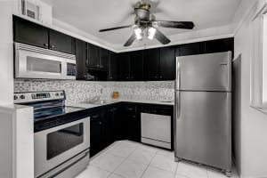 2152 NE 1st Way APT 104, Boynton Beach, FL 33435, Sold 04/03/23